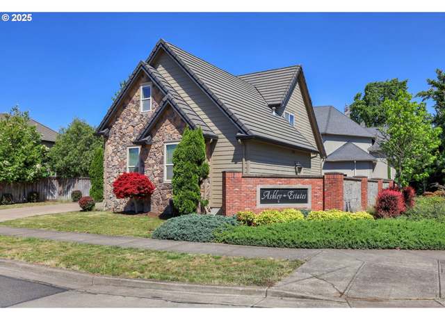 Property at 3435 Meadow View Dr, Eugene, OR 97408, 3 beds, 2.5 baths