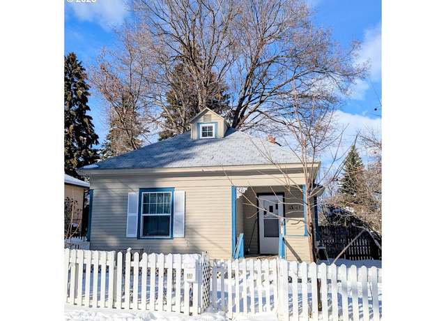 Property at 303 Main Ave, La Grande, OR 97850, 2 beds, 1 bath