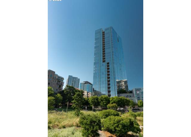 Property at 1075 NW Northrup St #2512, Portland, OR 97209, 2 beds, 2 baths