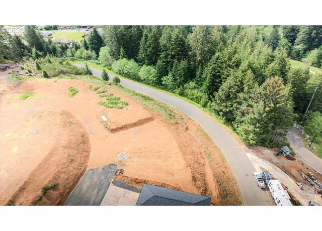 Property at 611 Hulton Way, Reedsport, OR 97467