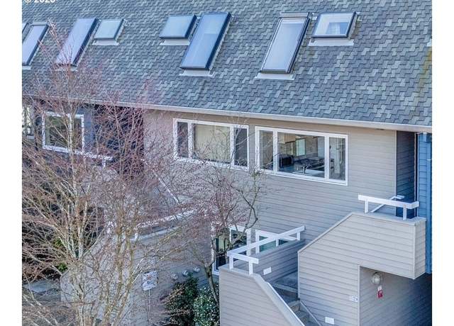 Property at 194 N Hayden Bay Dr, Portland, OR 97217, 1 bed, 1 bath