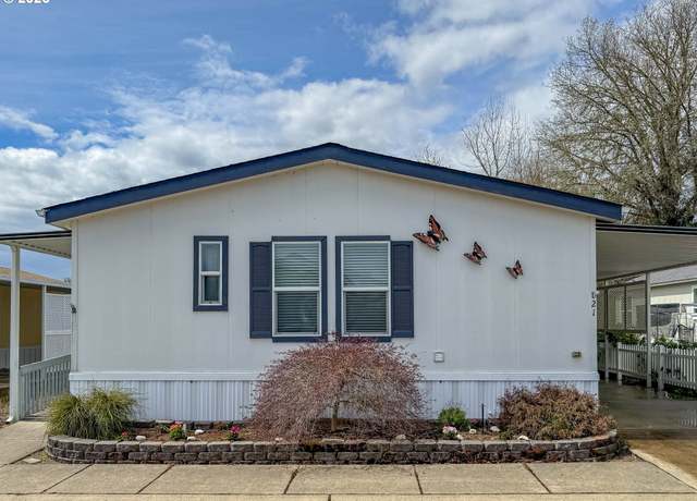Property at 1000 E Central Ave #21, Sutherlin, OR 97479, 3 beds, 2 baths