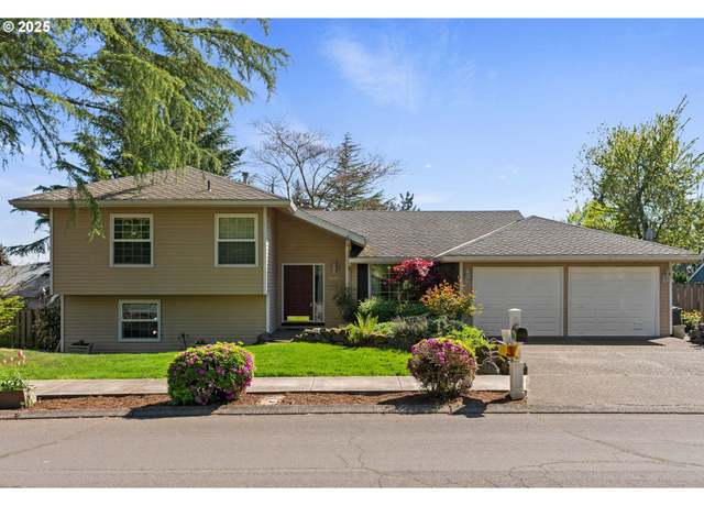 Property at 4134 Orchard Way, Lake Oswego, OR 97035, 4 beds, 3 baths