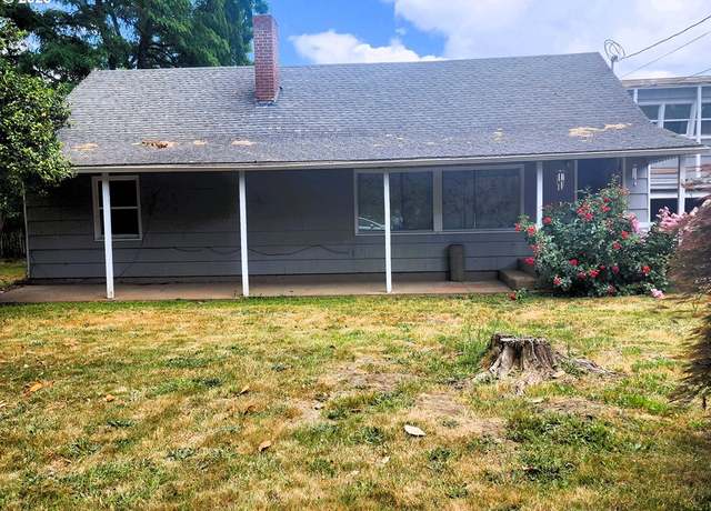 Property at 870 NE 3rd Ave, Hillsboro, OR 97124, 3 beds, 1 bath