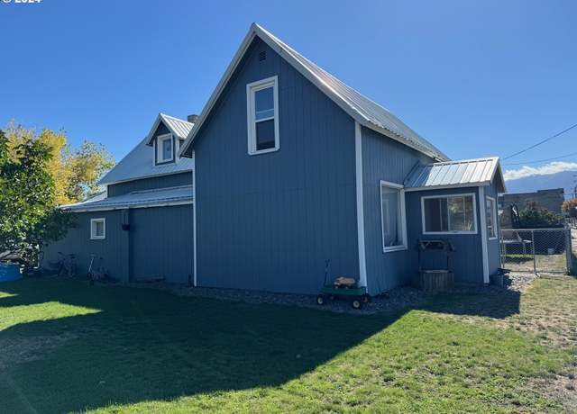 Property at 209 N River St, Enterprise, OR 97828, 4 beds, 1.5 baths