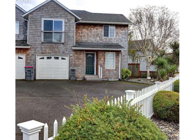Property at 307 Avenue C, Seaside, OR 97138, 3 beds, 2 baths