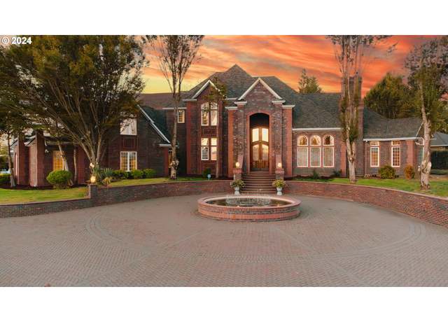 Property at 20417 SW Inglis Dr, Beaverton, OR 97007, 4 beds, 4 baths