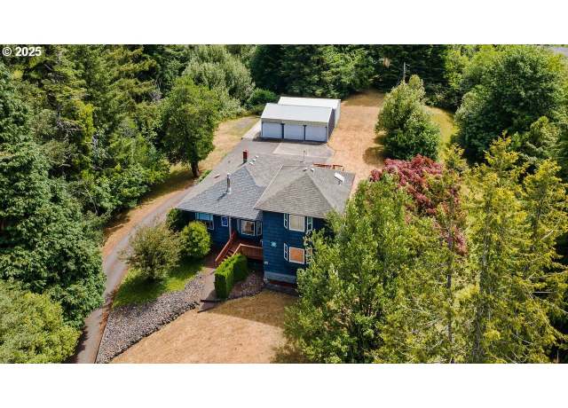 Property at 200 S Adams St, Coquille, OR 97423, 4 beds, 2.5 baths