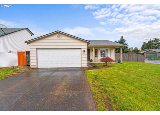 Property at 13816 NE 85th St, Vancouver, WA 98682, 3 beds, 2 baths
