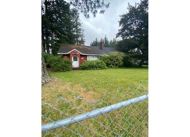 Property at 129 NE 162nd Ave, Gresham, OR 97230, 2 beds, 2 baths