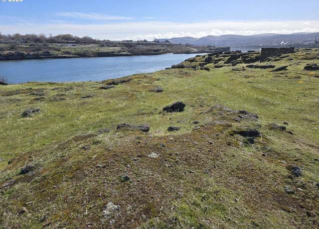 Property at 2925 River Rd, The Dalles, OR 97058