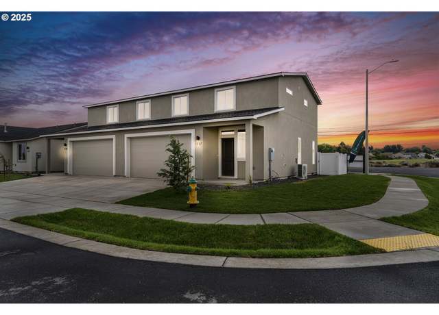 Property at 1117 NE Emerald Dr, Hermiston, OR 97838, 3 beds, 2.5 baths