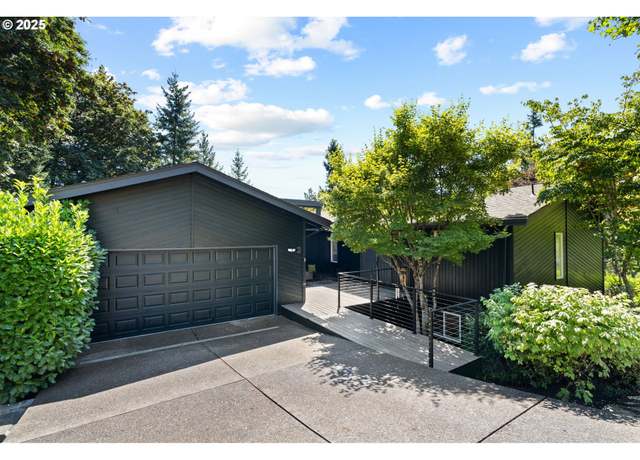 Property at 2 Falstaff St, Lake Oswego, OR 97035, 5 beds, 2.5 baths