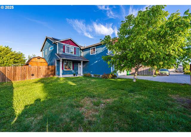Property at 1131 Veronica Ln, Eugene, OR 97404, 5 beds, 2.5 baths