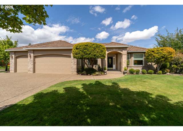 Property at 1719 NW Troon Ct, Mcminnville, OR 97128, 3 beds, 2 baths