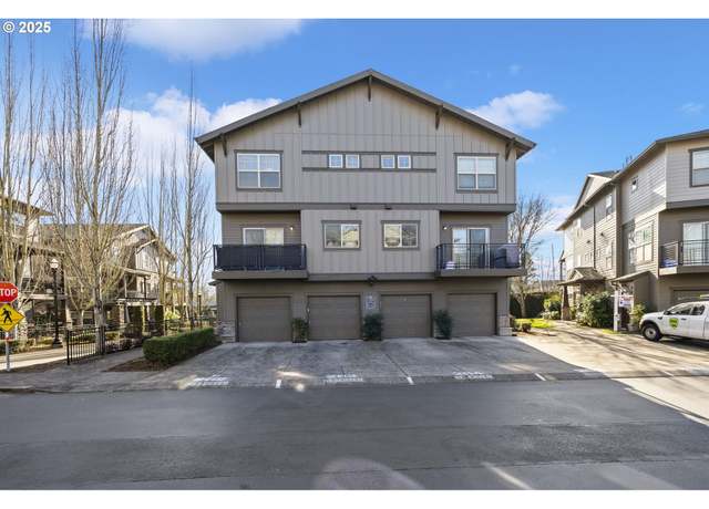 Property at 8772 NE Delamere Way, Hillsboro, OR 97006, 2 beds, 2.5 baths