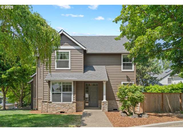 Property at 11231 SW 27th Ave, Portland, OR 97219, 4 beds, 2.5 baths
