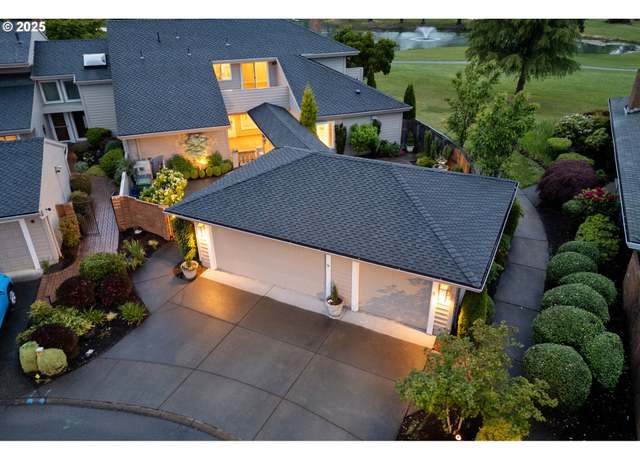 Property at 7705 SW Arbor Lake Ct, Wilsonville, OR 97070, 4 beds, 3.5 baths