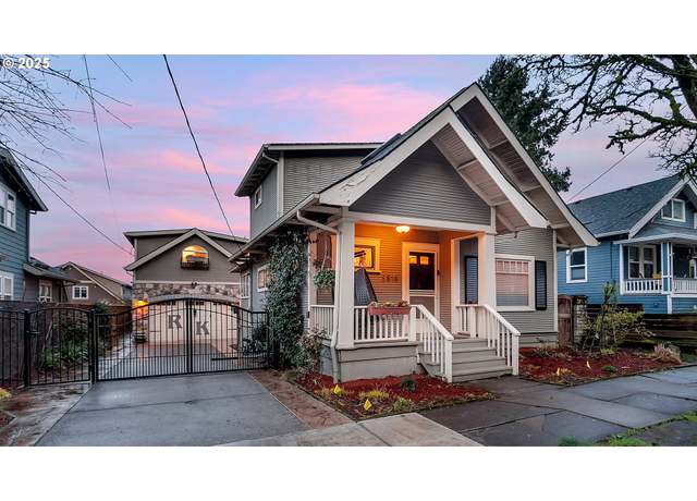 Property at 5816 S Corbett Ave, Portland, OR 97239, 3 beds, 4 baths