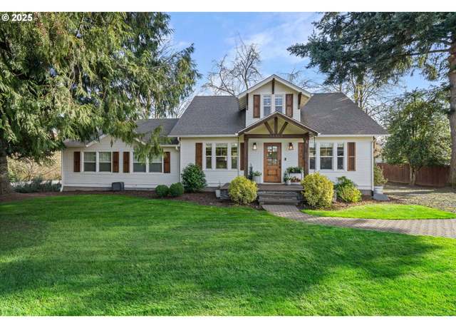 Property at 10315 NE 107th St, Vancouver, WA 98662, 3 beds, 2 baths
