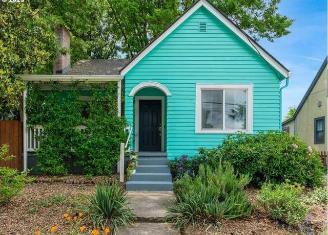 Property at 1716 N Rosa Parks Way, Portland, OR 97217, 5 beds, 2 baths