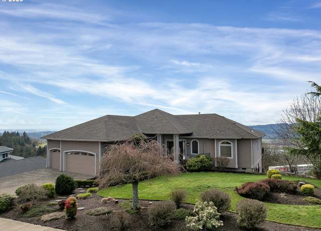 Property at 3480 Eola Dr NW, Salem, OR 97304, 3 beds, 3.5 baths
