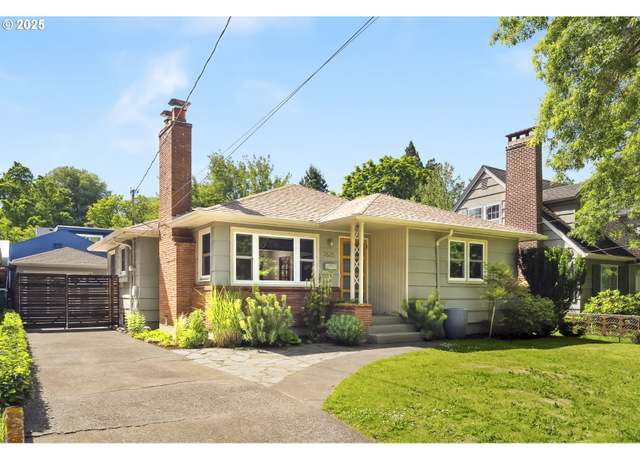 Property at 7625 N Fowler Ave, Portland, OR 97217, 3 beds, 2 baths