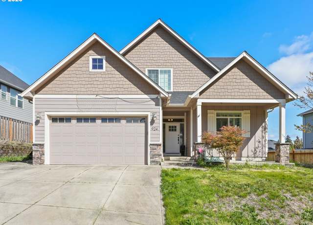 Property at 924 Park St, Sweet Home, OR 97386, 4 beds, 2.5 baths