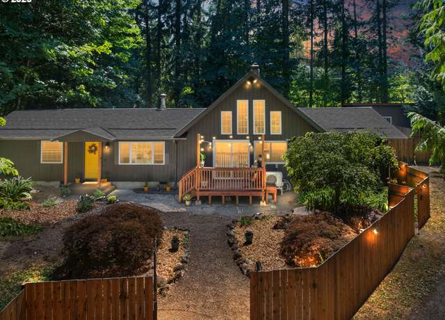 Property at 69080 E Vine Maple Dr, Rhododendron, OR 97049, 5 beds, 2.5 baths