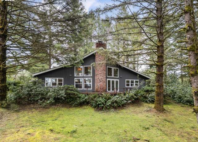 Property at 95976 Cape Ferrelo Rd, Brookings, OR 97415, 4 beds, 3 baths
