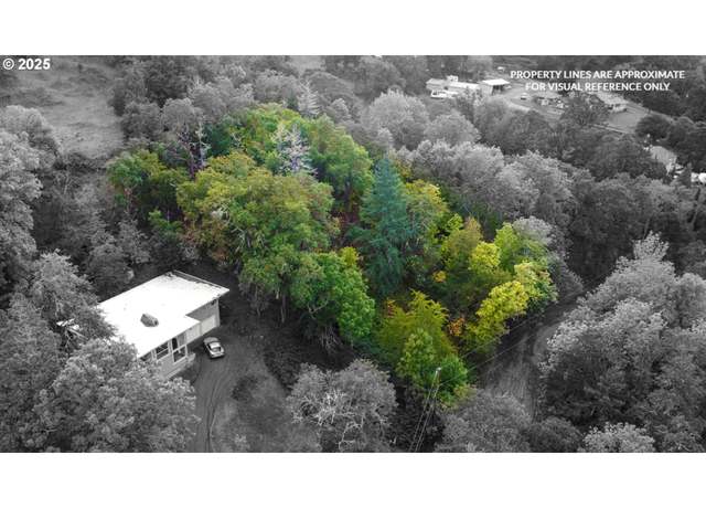 Property at 2055 W Military Ave, Roseburg, OR 97471