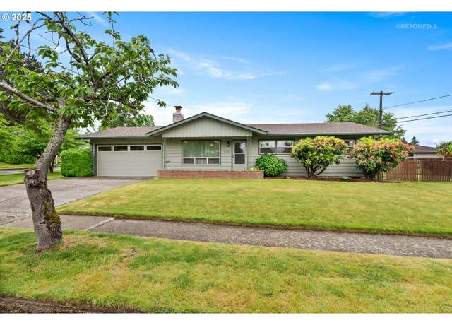 Property at 13140 SW Edgewood St, Portland, OR 97225, 3 beds, 1 bath