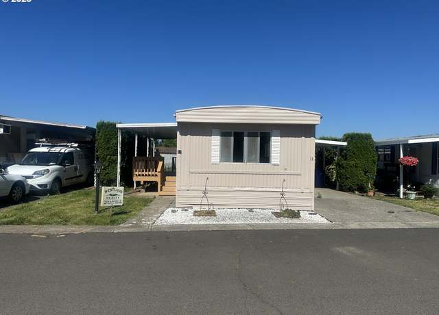 Property at 820 NW Wade St #11, Estacada, OR 97023, 2 beds, 1 bath