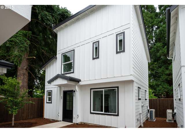 Property at 4103 SE Olsen St #1, Milwaukie, OR 97222, 2 beds, 1.5 baths