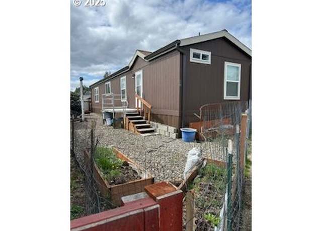 Property at 57811 Columbia River Hwy #20, Warren, OR 97053, 2 beds, 2 baths