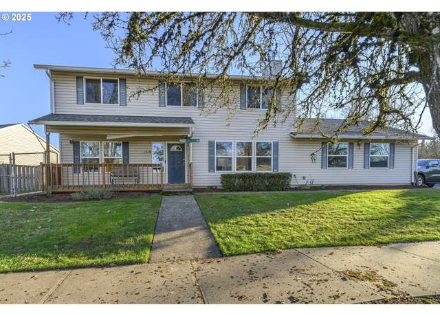 Property at 1318 NE Grandhaven St, Mcminnville, OR 97128, 4 beds, 3 baths