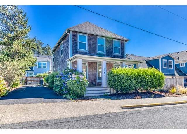 Property at 2752 SW Beach Ave, Lincoln City, OR 97367, 3 beds, 2.5 baths