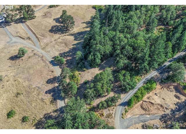 Property at 281 Karenza Ln, Roseburg, OR 97471