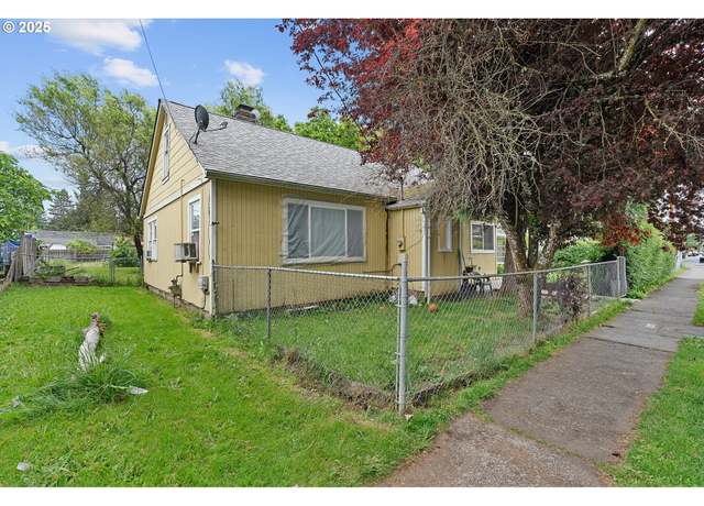 Property at 440 N 14th Ave, Cornelius, OR 97113
