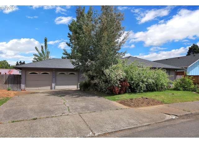 Property at 710 Janus St, Springfield, OR 97477, 3 beds, 1.5 baths