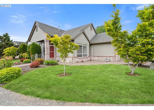 Property at 1939 NE Harewood Pl, Hillsboro, OR 97124, 2 beds, 2 baths