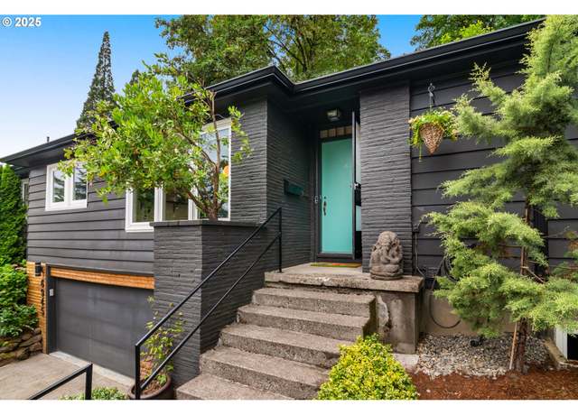 Property at 6945 SW 7th Ave, Portland, OR 97219, 3 beds, 3 baths