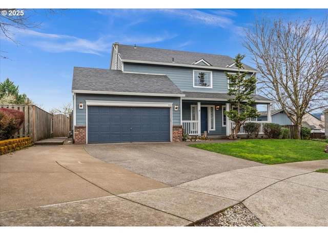 Property at 800 Roxe Dr, Forest Grove, OR 97116, 4 beds, 2.5 baths