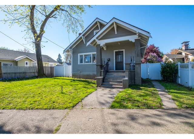 Property at 1836 Center St, Salem, OR 97301, 4 beds, 1 bath