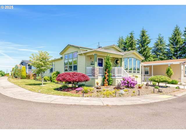 Property at 14975 S Plum Dr, Oregon City, OR 97045, 3 beds, 2 baths