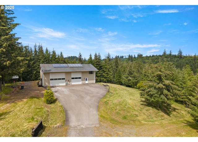 Property at 15816 S Wave Rd, Mulino, OR 97042, 3 beds, 2 baths