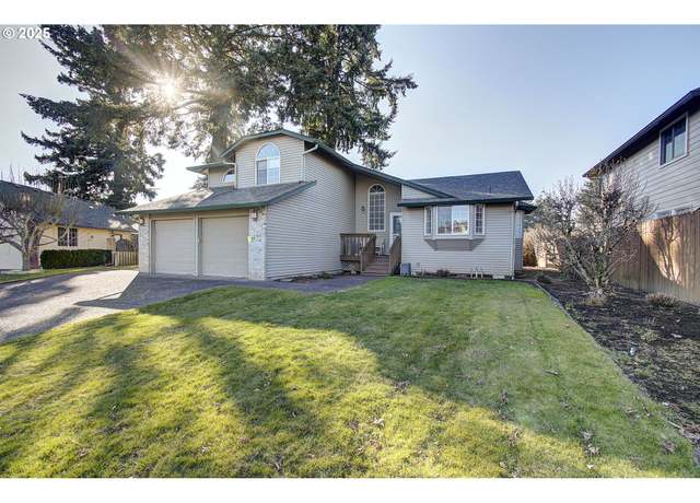 Property at 602 NE 156th Ave, Vancouver, WA 98684, 4 beds, 2.5 baths