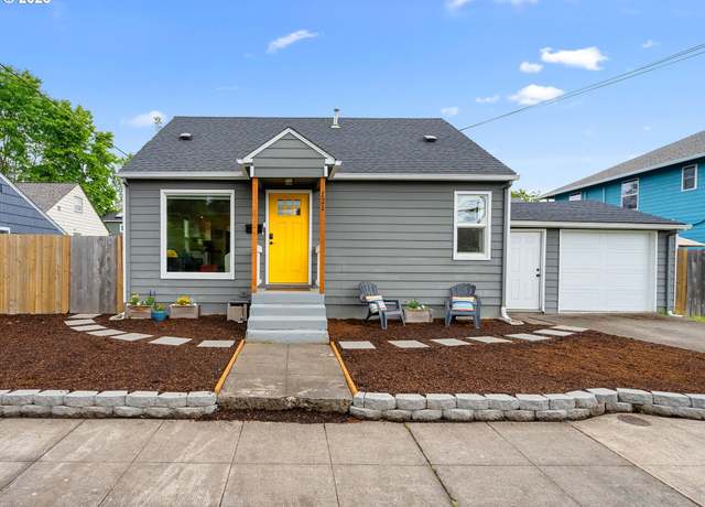 Property at 121 NE Edison St, Hillsboro, OR 97124, 2 beds, 1 bath