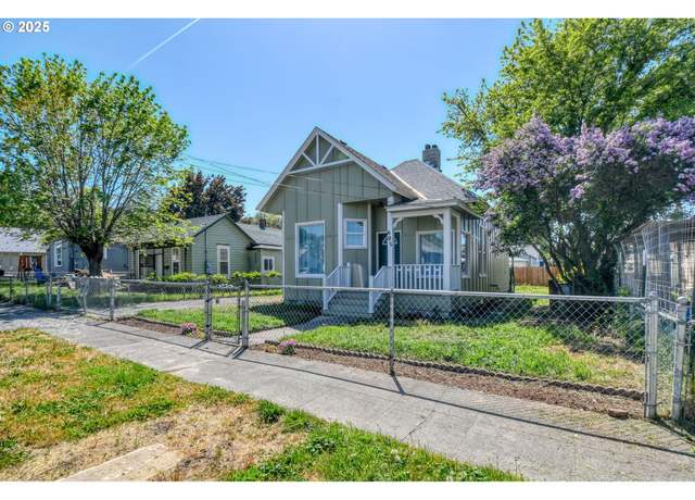 Property at 605 SW 3rd St, Pendleton, OR 97801, 2 beds, 1 bath