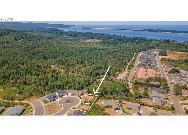 Property at 2 Nautical Ct, Coos Bay, OR 97420
